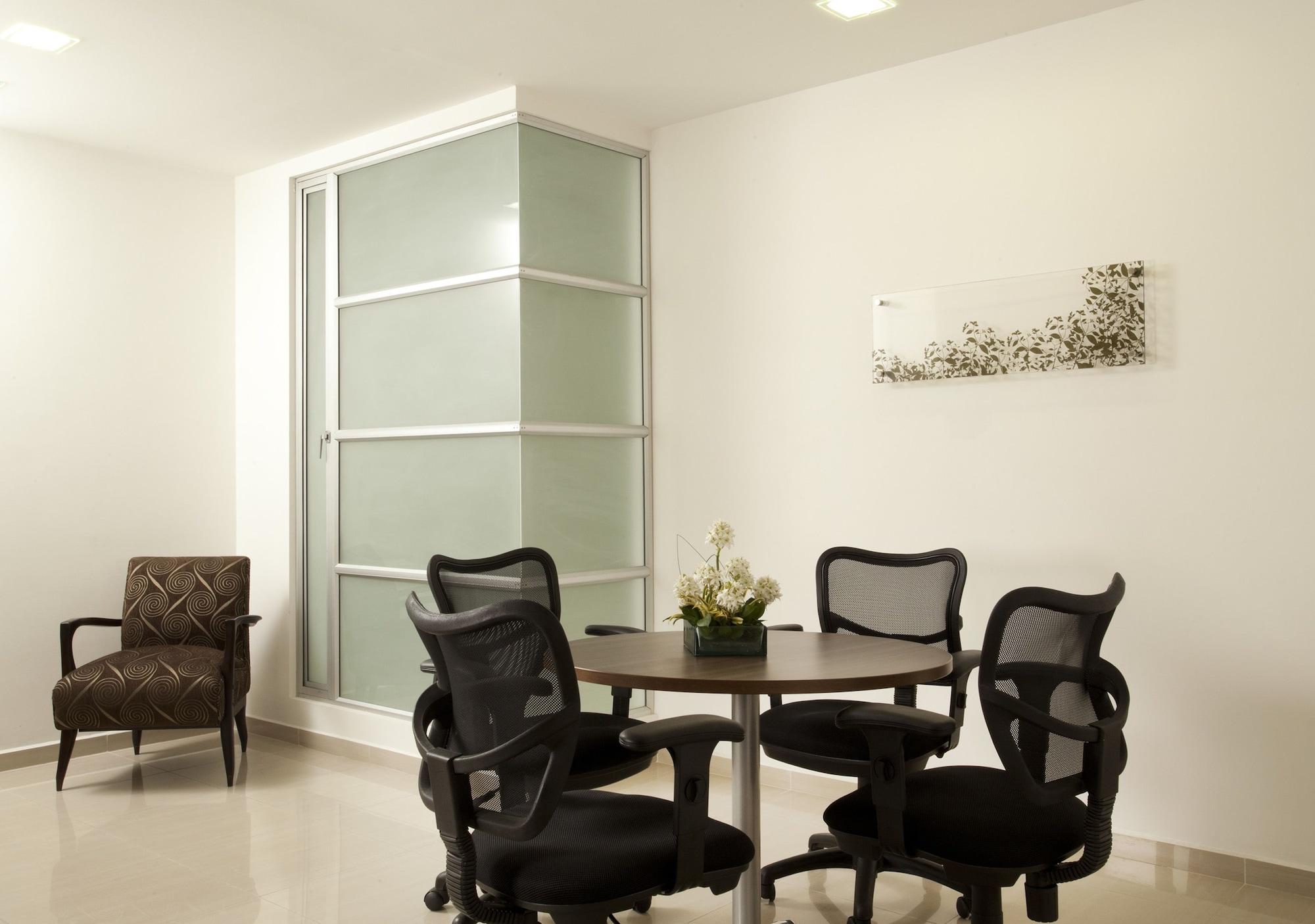San Simon Hotel Pereira By Soratama Zewnętrze zdjęcie A typical meeting room
